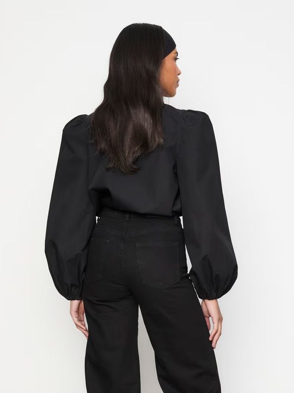 Camilla Pihl Infinity Blouse Black
