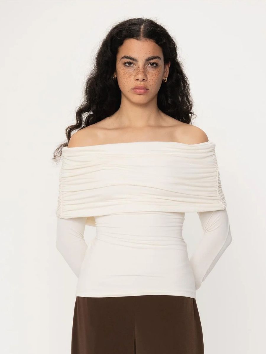 VIVEH Boxus Top Coconut Milk